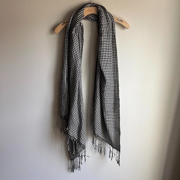 Accessories - Pashmina Silk Black and White Houndstooth Scarf with Fringe